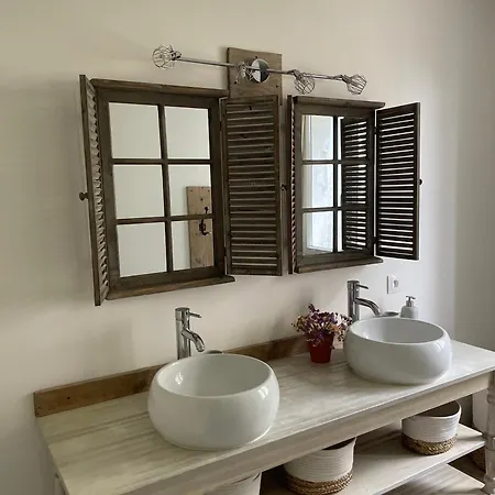 Au Coeur Des Vignes Holiday home Beziers